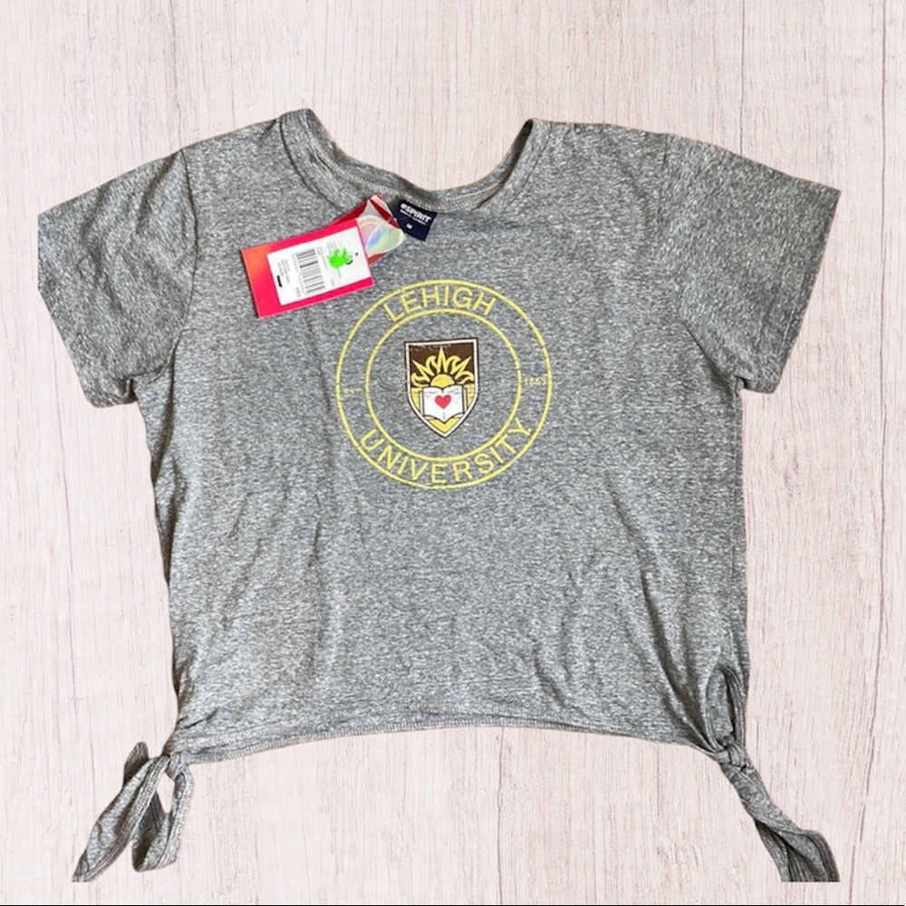 🔥NWT🔥Lehigh University Top